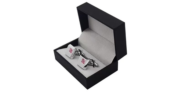 Schwarze Kunstleder-Geschenk-Verpackungs-Kasten-Manschettenknopf-Kästen, die mit Gummiband verpacken