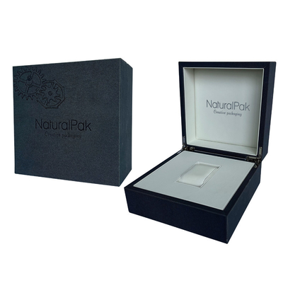 Sahne-hölzerne Armbanduhr-Verpackenkasten PUs prägte Logo Watch Box For Men